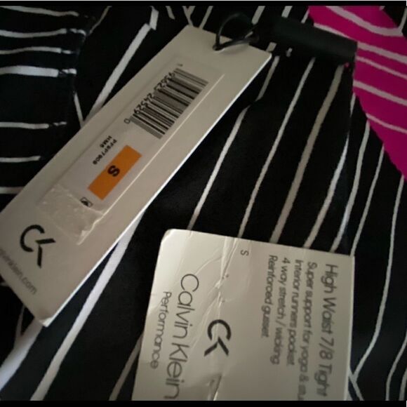 NWT Calvin Klein Performance Cropped  Leggings - Picture 4 of 10